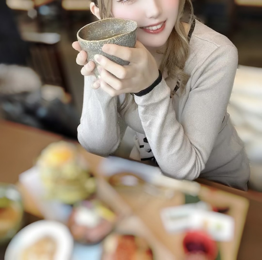 高級デリヘル｜尾沢　舞香