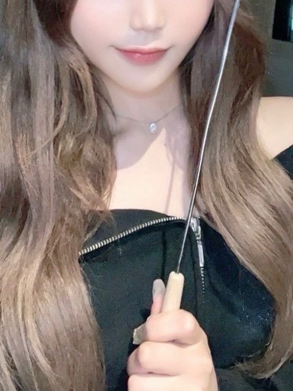 高塚 ゆい